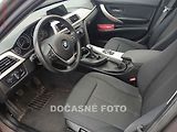 BMW Řada 3 (2015) 2.0 D 316d, NAVI, výhřev - náhled 2