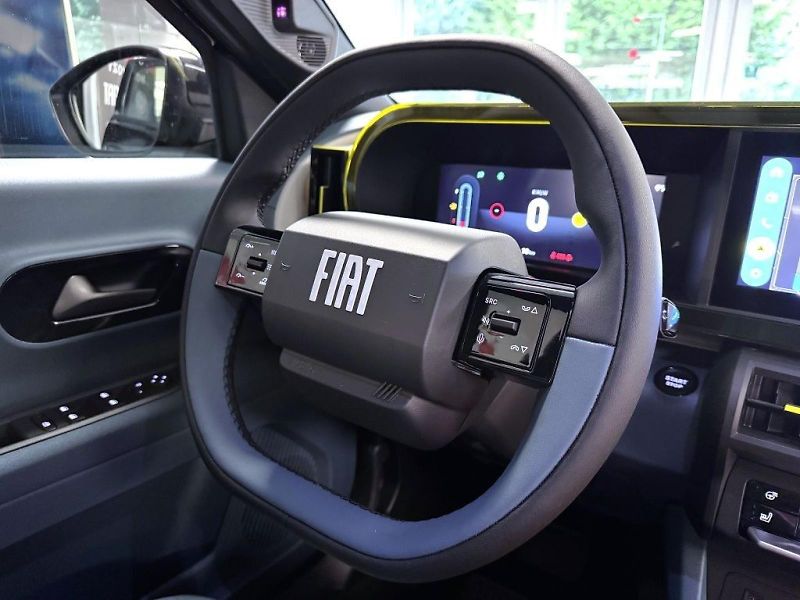 Fiat Grande Panda (2026) 1.2 Turbo Hybrid 110k MHEV eDC - fotka 17 z 19