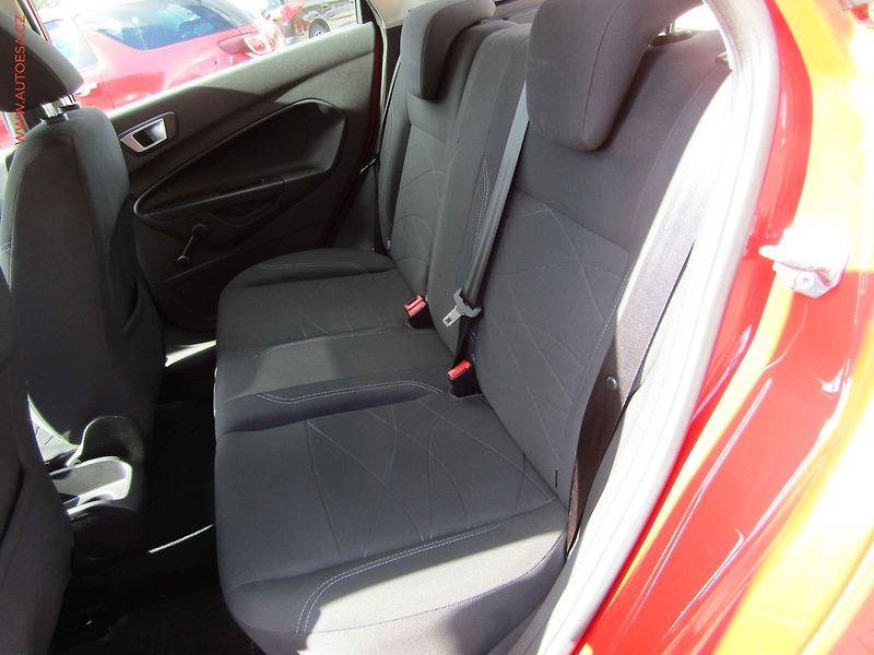 Ford Fiesta (2015) 1.2i, 1.maj,ČR, Klima - fotka 10 z 16