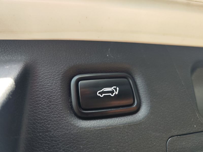 Hyundai Santa Fe 2.2 CRDi/142kW STL PRM PANO - fotka 10 z 41