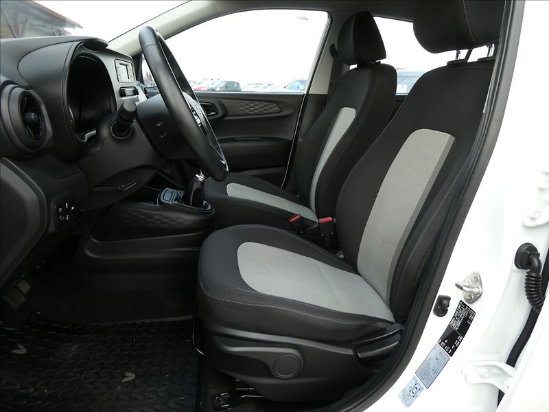 Hyundai i10 1,0 MPi 50kW Classic,tempomat - fotka 16 z 40