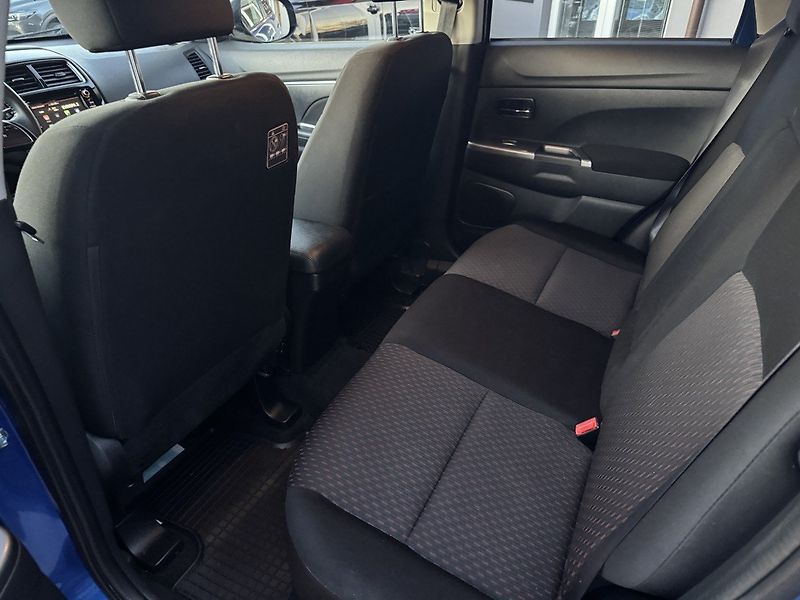 Mitsubishi ASX (2018) 1.6i Mivec Xenony Navi Kamera - fotka 21 z 46