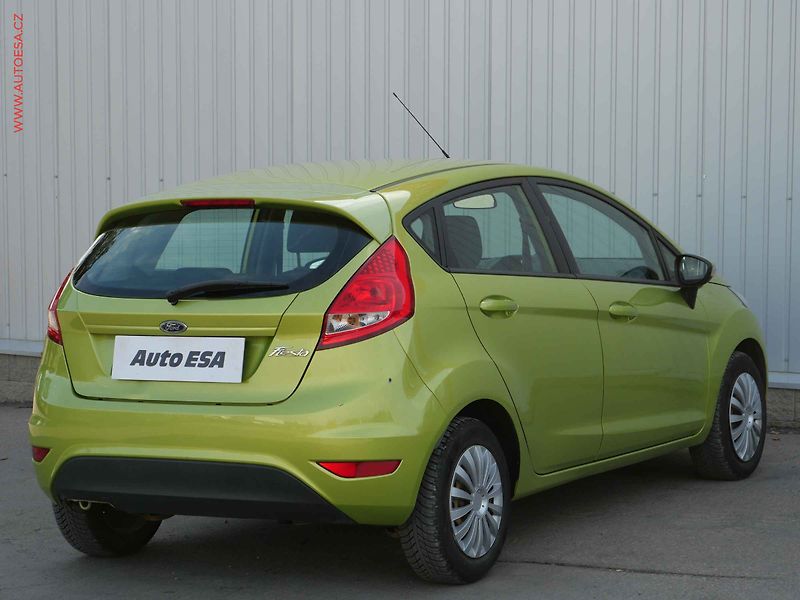 Ford Fiesta (2010) 1.25i, ČR, Trend, AC - fotka 4 z 15