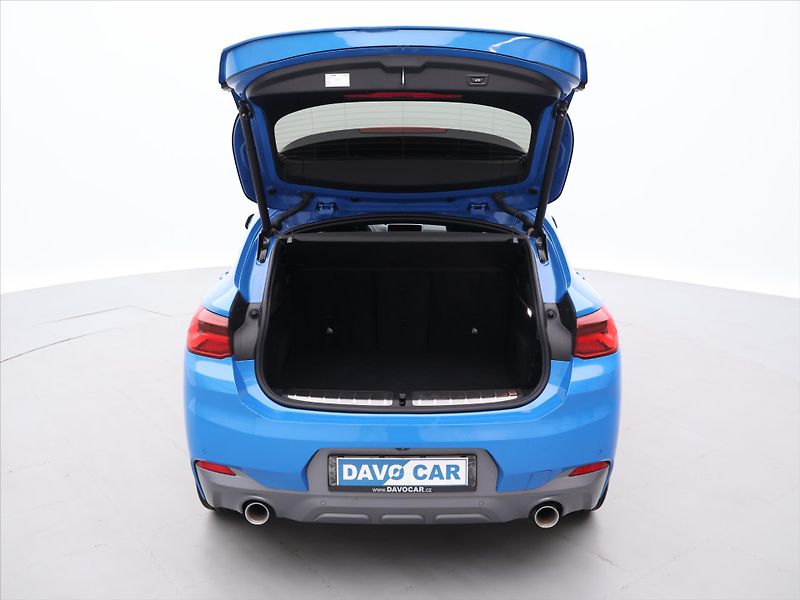 BMW X2 2,0 20d 140kW xD CZ M-Sport - fotka 9 z 19