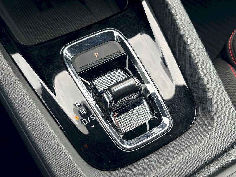 Škoda Octavia (2021) Combi DSG 2.0 TDI / 147kW / RS - fotka 32 z 33