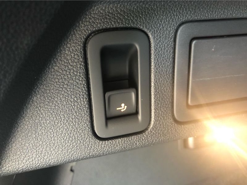 Volkswagen Tiguan 1,5 TSI - fotka 27 z 29