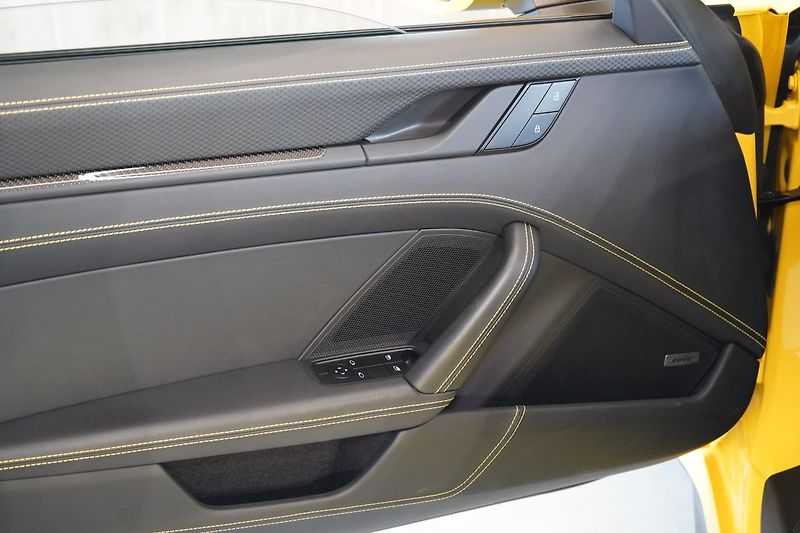 Porsche 911 GT3 Touring, Lift, Bose, PDLS - fotka 23 z 45