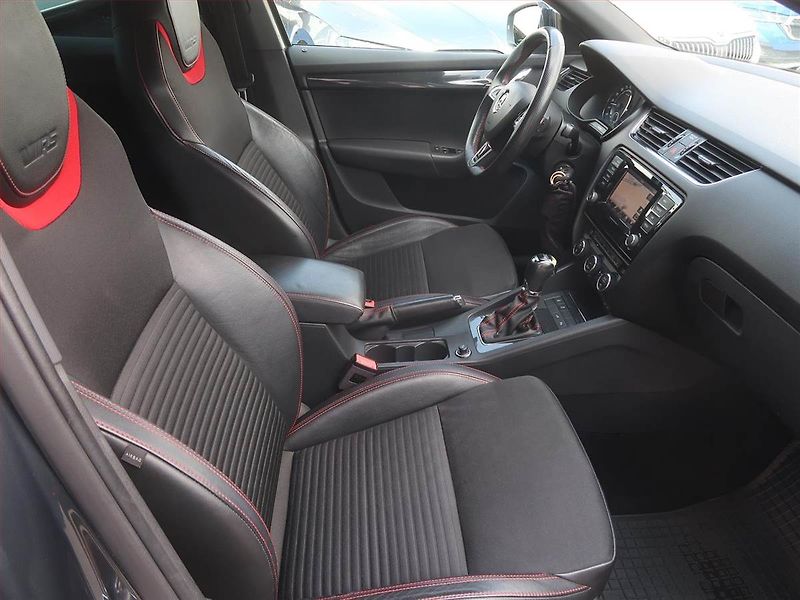 Škoda Octavia (2015) 2.0 TDI, Automat, Kůže, Navi - fotka 9 z 16