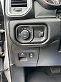 Dodge RAM (2021) 1500 BIG HORN 5.7 V8 HEMI 4x4 - náhled 13