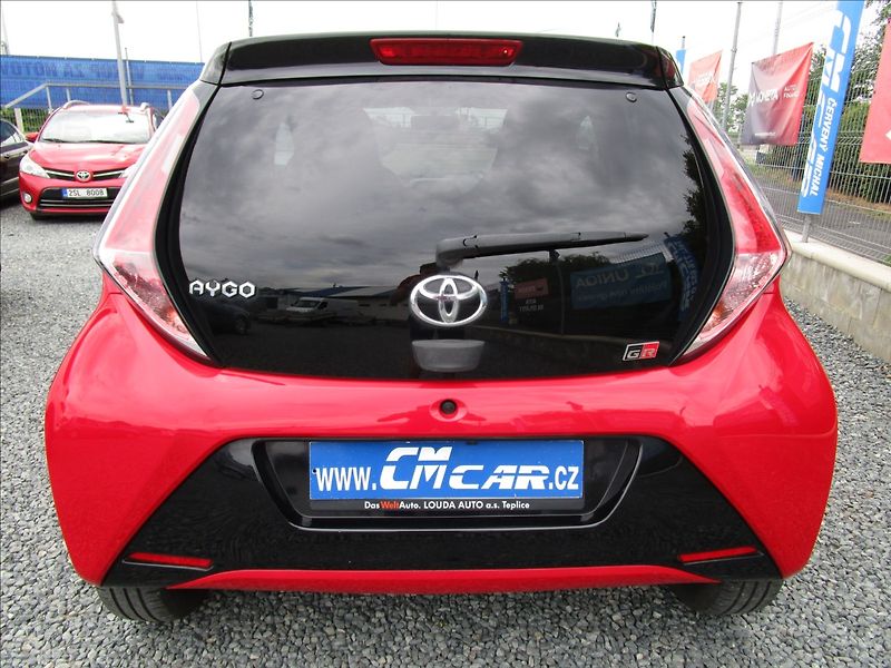 Toyota Aygo 1.0VVT-i, aut. KLIMA - fotka 5 z 37