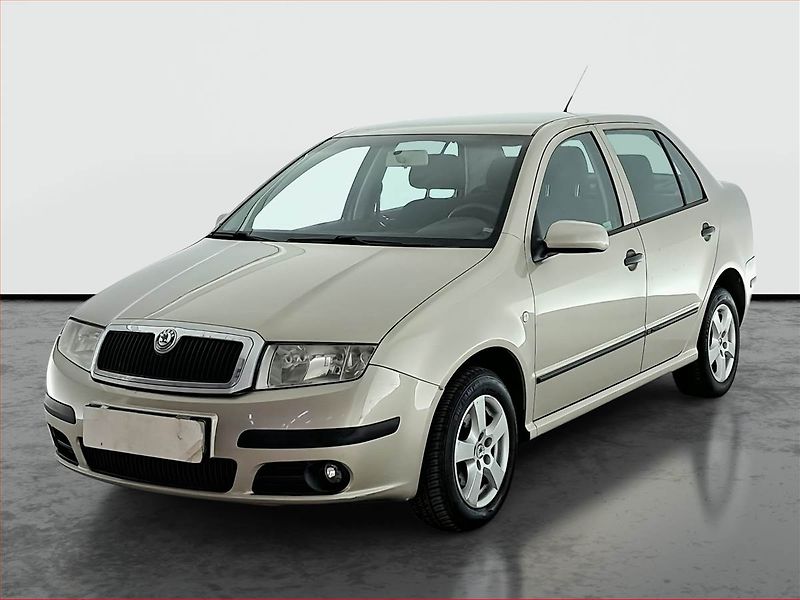 Škoda Fabia (2005) Comfort 1.2 12V, po STK, Klima - fotka 2 z 17