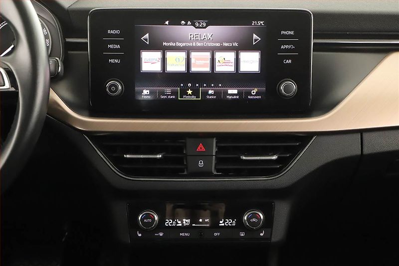 Škoda Kamiq (2020) Style 1.5 TSI, Automat - fotka 12 z 20