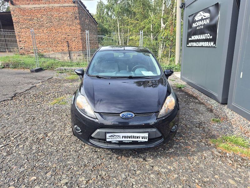 Ford Fiesta 1.2i 44kW, klima - fotka 2 z 22
