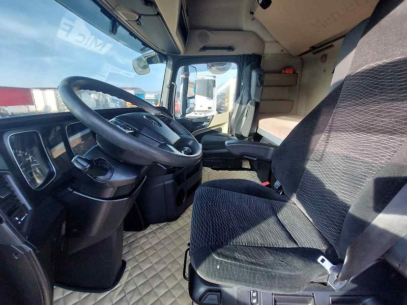 Mercedes-Benz Actros 1845 LS - fotka 21 z 56