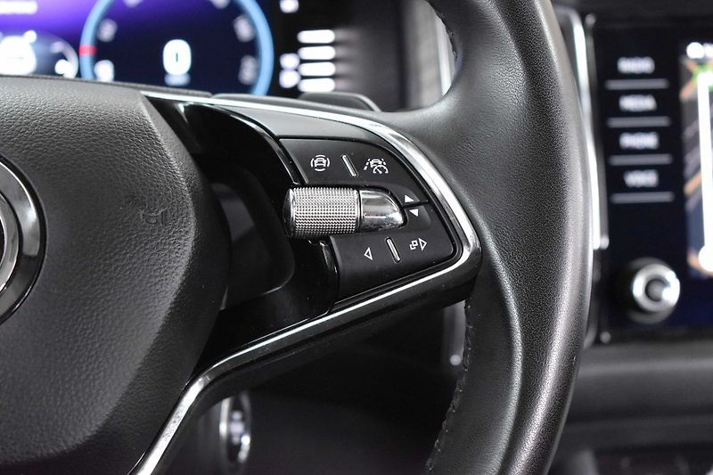 Škoda Kodiaq 2.0 TDI STYLE+*TAŽNÉ*DPH*ČR 1M - fotka 22 z 48