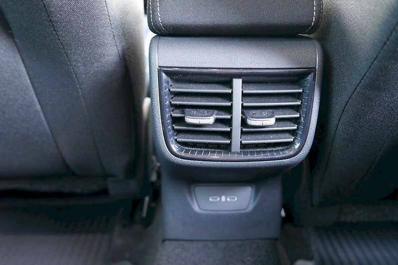 Škoda Fabia (2024) 1.0 TSI 81 kW DSG 7° Style Plu - fotka 31 z 35