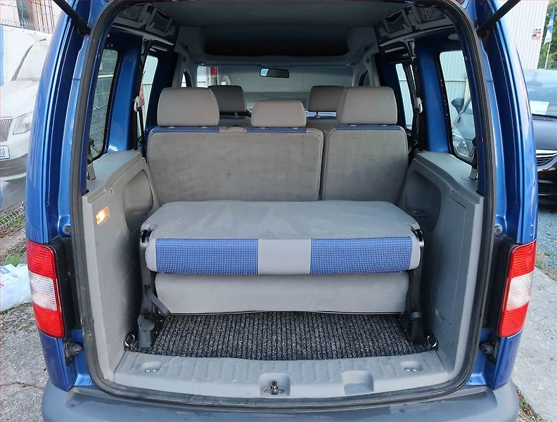 Volkswagen Caddy (2005) 1.6, 7Míst, 1Maj - fotka 13 z 17