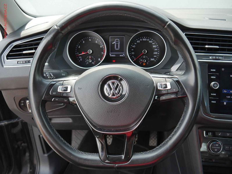 Volkswagen Tiguan (2018) 1.4 TSi, LED, navi, AC - fotka 16 z 17
