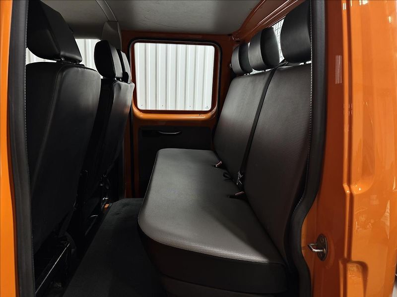 Volkswagen Transporter 2.0TDI DoubleCab TAŽNÉ DPH - fotka 25 z 33