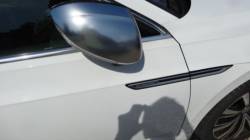 Volkswagen Arteon 2.0 Tdi Bmt 140kw Dsg Elegance - fotka 38 z 38