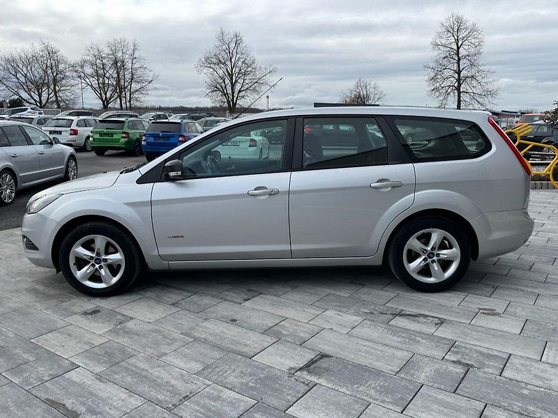 Ford Focus (2011) Trend 1.6 TDCi 80kW - fotka 8 z 31