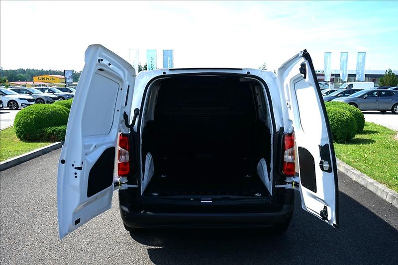 Citroën Berlingo (2026) 1,5 BlueHDi 100 MAN6 VAN L1650 - fotka 11 z 22