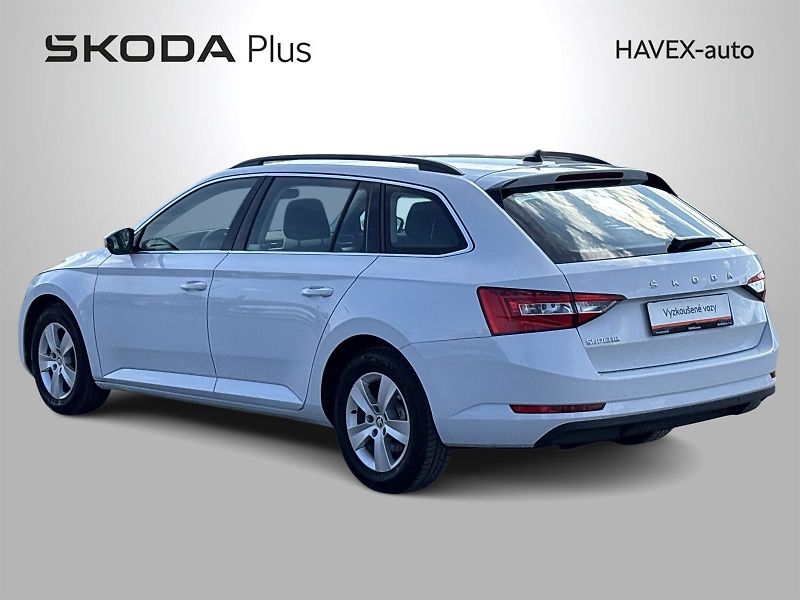 Škoda Superb (2023) Combi 2.0 TDI DSG Ambition - fotka 31 z 33