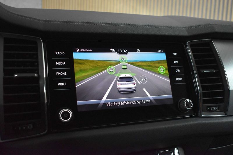 Škoda Kodiaq 2.0 TDI DSG*KAMERA*ACC*DPH* - fotka 25 z 37