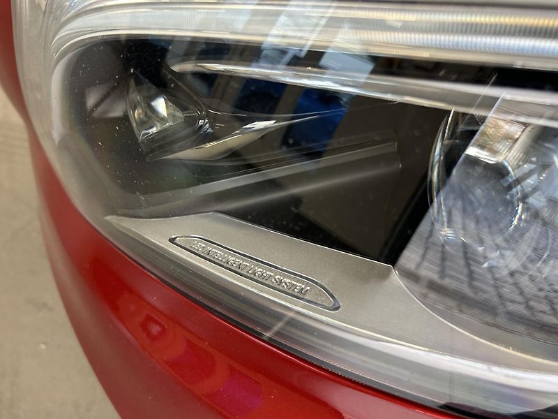 Mercedes-Benz Třídy V (2021) 300d AMG L 4Matic LED 360° NAV - fotka 31 z 31