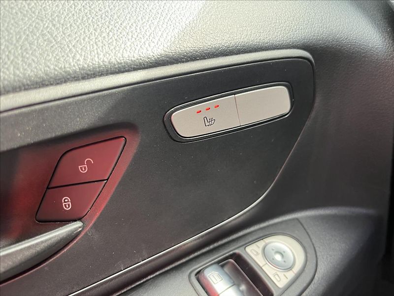 Mercedes-Benz Vito 1,8 110CDi LONG KLIMA ČR1M DPH - fotka 22 z 36