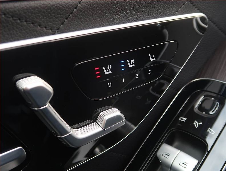 Mercedes-Benz Třídy S (2021) S 400 d 4MATIC - fotka 21 z 24