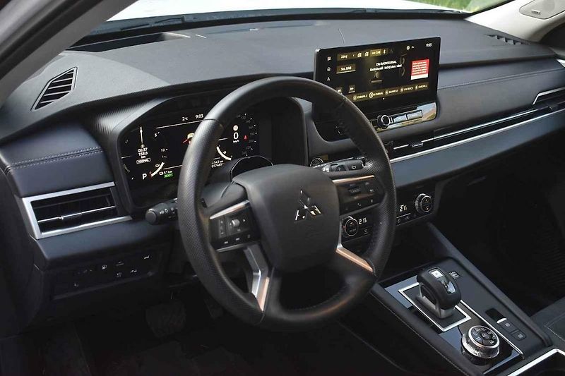 Mitsubishi Outlander je vskutku univerzální rodinný vůz.