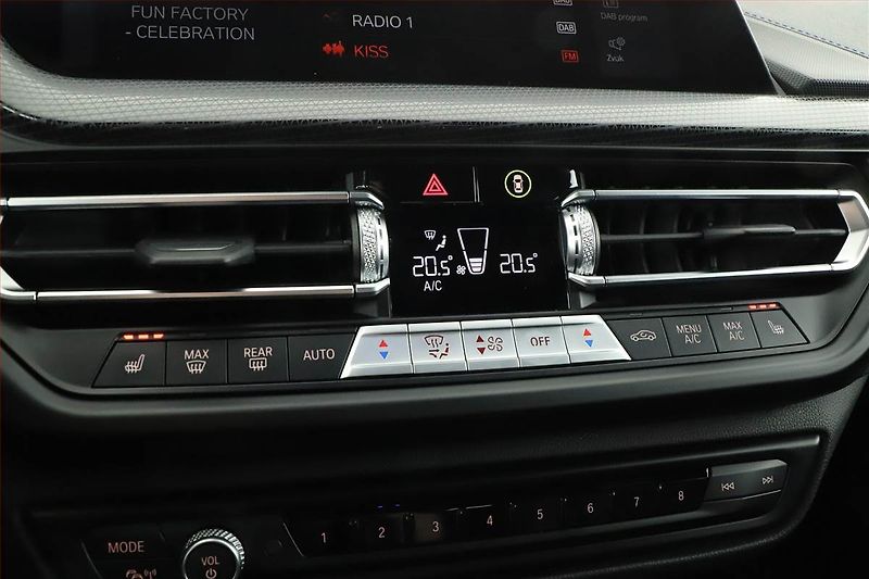 BMW Řada 1 (2021) M Sport 116d - fotka 18 z 21