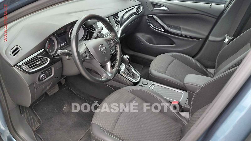 Opel Astra (2017) 1.4 T, ČR, AT, AC, temp. - fotka 3 z 3