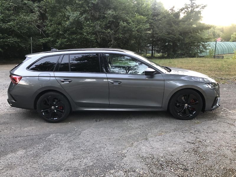 Škoda Octavia RS 2.0 TSI 180KW - 48 000 KM! - fotka 4 z 18