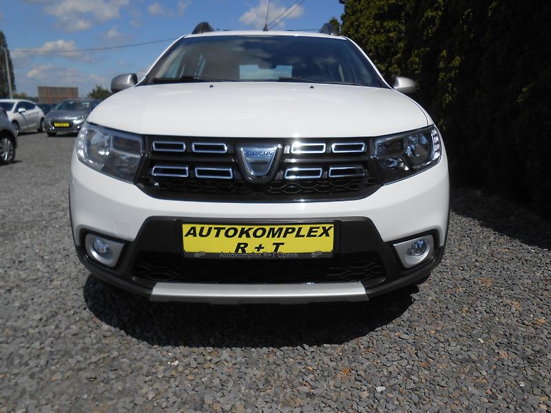 Dacia Sandero STEPWAY,NAVI,KAMERA,LED! - fotka 15 z 44