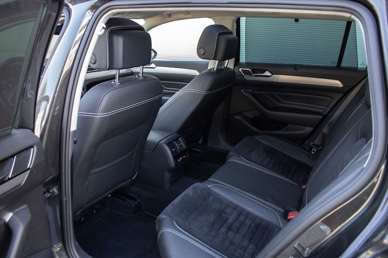 Volkswagen Passat 2.0 TDI DSG / 110kW / A7 - fotka 24 z 33