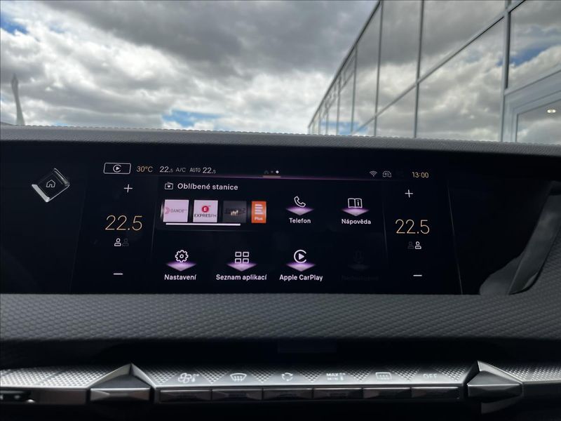 DS Automobiles DS4 1,5 BlueHDi 130k Trocadero  Ds - fotka 16 z 26