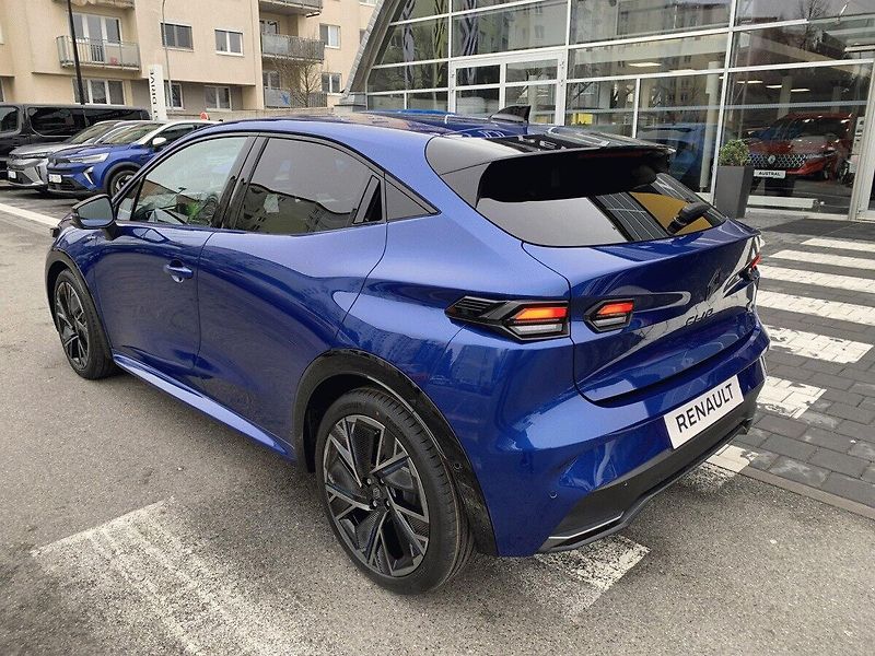 Renault Clio (2026) esprit Alpine full hybrid E-Te - fotka 4 z 21