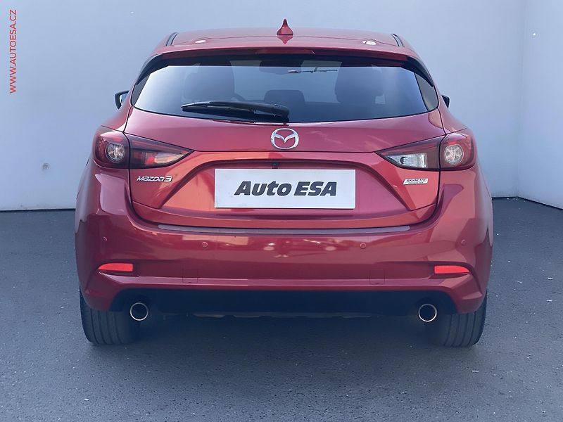 Mazda 3 (2018) 2.0 i, ČR, LED, navi - fotka 5 z 18