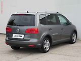 Volkswagen Touran (2015) 2.0TDi 7míst, Bixenon - náhled 6