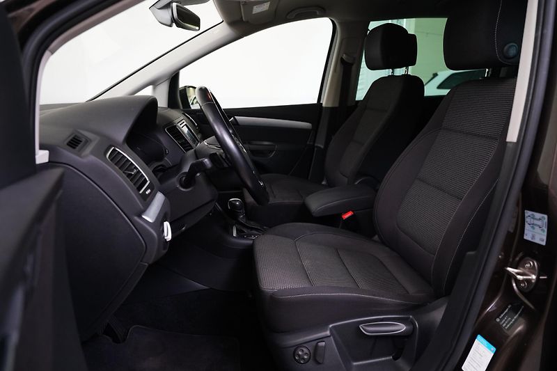 Volkswagen Sharan - fotka 5 z 6