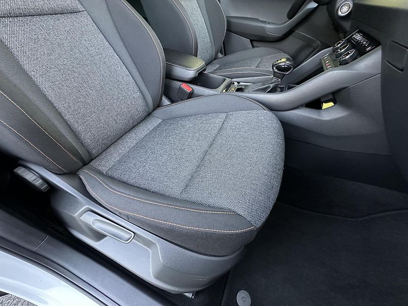 Škoda Karoq (2022) CLEVER 2.0TDI/110kW *DSG* 4x4  - fotka 23 z 42