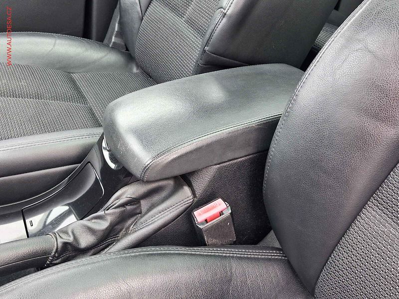 Peugeot 407 (2009) 2.0 HDI, AC, panor. - fotka 18 z 20