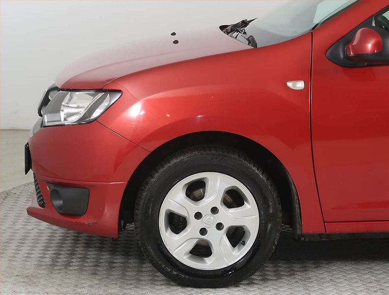 Dacia Sandero (2016) 1.2 16V, Park. senzory - fotka 11 z 14