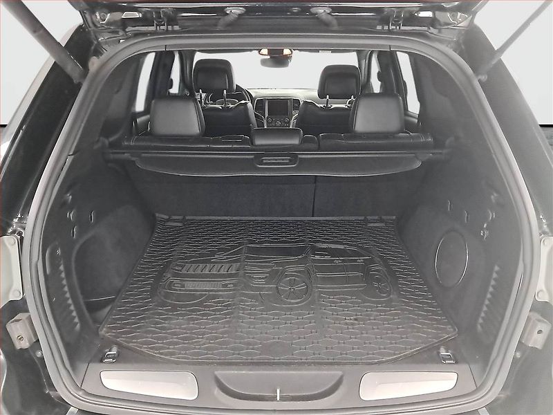 Jeep Grand Cherokee (2017) Overland 3.0 CRD, 4X4 - fotka 14 z 23