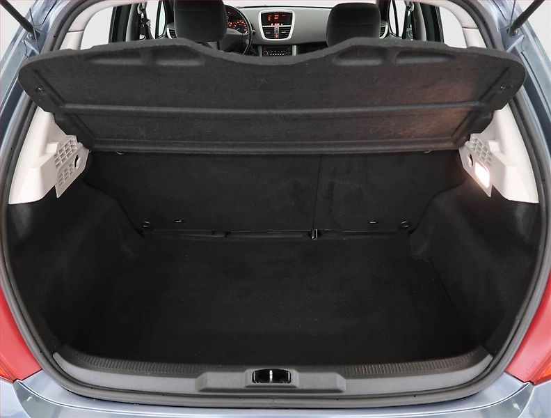 Peugeot 207 (2007) 1.6 HDi, po STK, oblíbený vůz - fotka 13 z 14