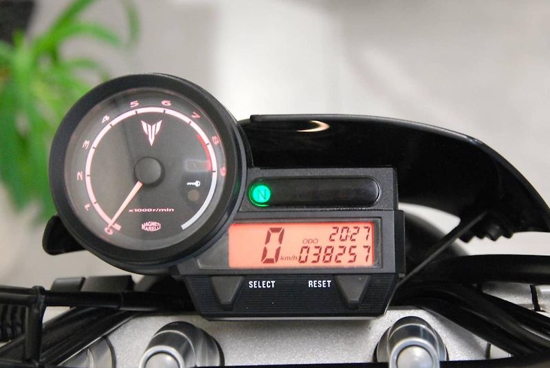 Yamaha MT-03 (2007) hezký stav - fotka 10 z 19