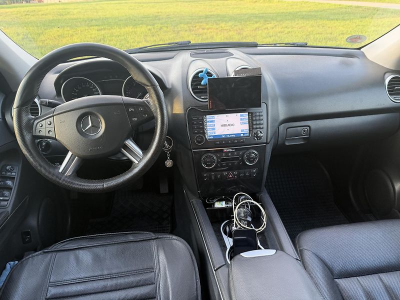 Mercedes-Benz Třídy M ML 320 CDI   4 Matic - fotka 22 z 34