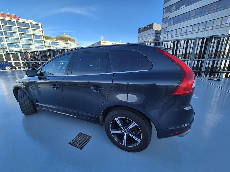 Volvo XC60 (2018) - fotka 21 z 31